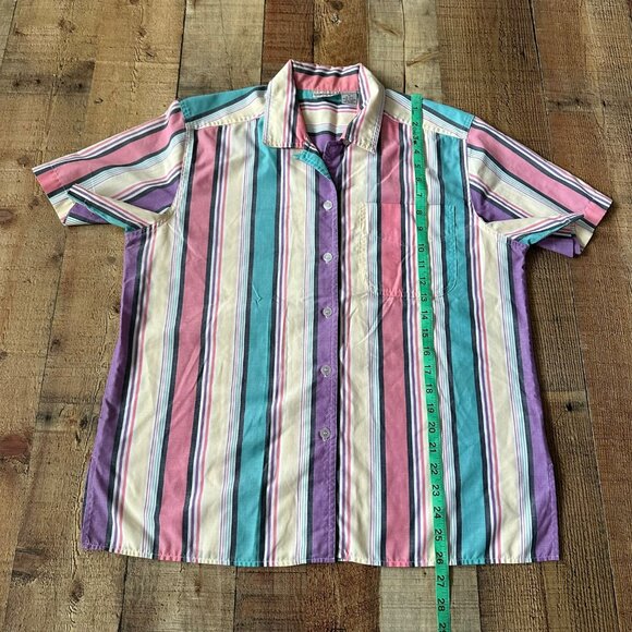 Vintage Cabin Creek Women's Size Medium Pastel Stripe Short Sleeve Button Down - Picture 3 of 6